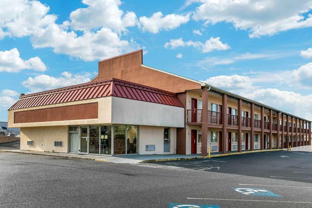 Econo Lodge Northeast Reading Ngoại thất bức ảnh